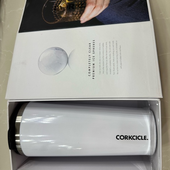 BNWT CORKCICLE INVISIBALL - Picture 12 of 13